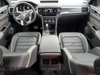2023 Volkswagen Atlas SEL Premium R-Line z VIN 1V2FE2CA7PC224093, wystawiony jako Copart lot #59274104 z przebiegiem 6 716 mil mil oraz Czysty tytuł • Clean title. Historia ofert i sprzedaży dostępna na DreamBid. Obrazek 8.