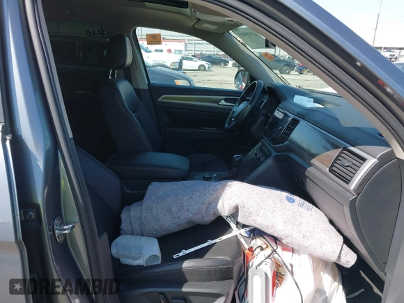 2019 Volkswagen Atlas SEL with VIN 1V2MR2CA7KC507646, listed as a IAAI auction lot 41978913 with 91,221 mi miles and . Bid and sale history available at DreamBid. Image 5.
