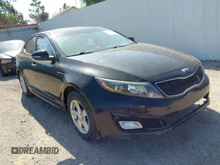 2015 Kia Optima LX z VIN 5XXGM4A76FG434663, wystawiony jako IAAI lot #41995200 z przebiegiem 174 701 mil mil oraz . Historia ofert i sprzedaży dostępna na DreamBid. Obrazek 1.