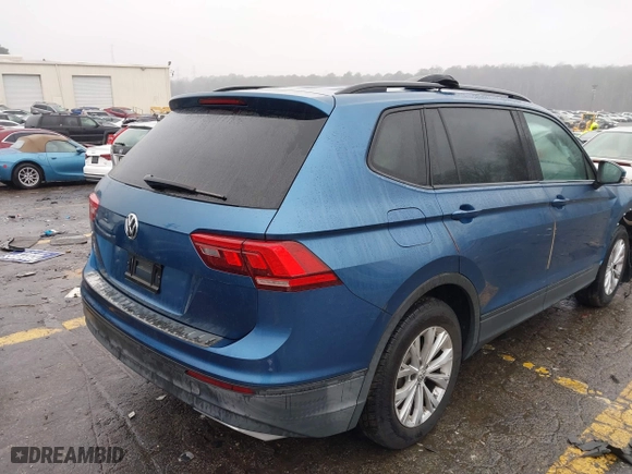 2019 Volkswagen Tiguan S with VIN 3VV1B7AX6KM075919, listed as a IAAI auction lot 41390124 with 42,745 mi miles. Bid and sale history available at carsss.com. Image 4.