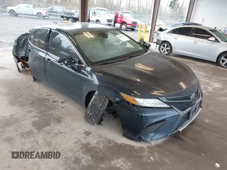 2019 Toyota Camry XSE with VIN 4T1B61HK6KU287595, listed as a IAAI auction lot 41691931 with 86,603 mi miles. Bid and sale history available at carsss.com. Image 1.