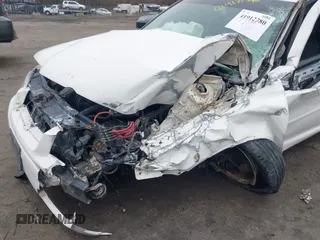 2000 Volkswagen Jetta z VIN 3VWSC29M4YM115496, wystawiony jako IAAI lot #41912780 z przebiegiem 200 439 mil mil oraz . Historia ofert i sprzedaży dostępna na DreamBid. Obrazek 6.