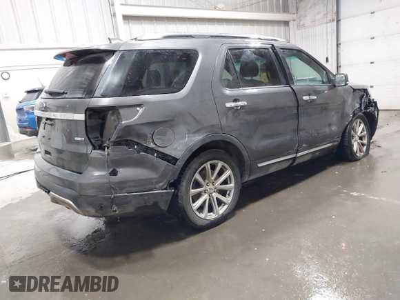 2016 Ford Explorer Limited with VIN 1FM5K8FH6GGC05749, listed as a IAAI auction lot 41409560 with 95,009 mi miles. Bid and sale history available at carsss.com. Image 4.
