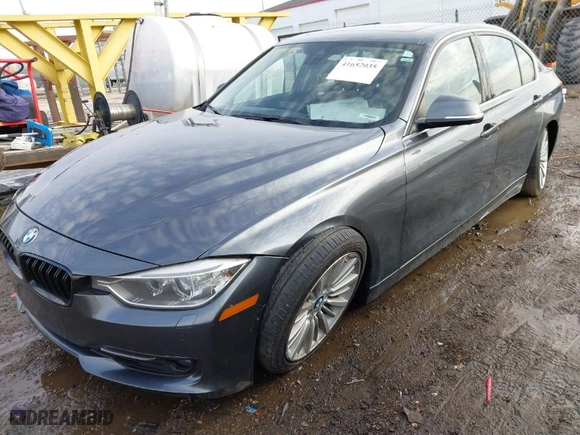 2014 BMW 3 Series 335i xDrive with VIN WBA3B9C53EF588061, listed as a IAAI auction lot 41652035 with 123,345 mi miles. Bid and sale history available at carsss.com. Image 6.