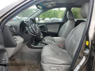2011 Toyota RAV4 Limited z VIN 2T3DK4DV9BW042741, wystawiony jako Copart lot #60714355 z przebiegiem 146 782 mil mil oraz Szkoda całkowita • Salvage title. Historia ofert i sprzedaży dostępna na DreamBid. Obrazek 7.
