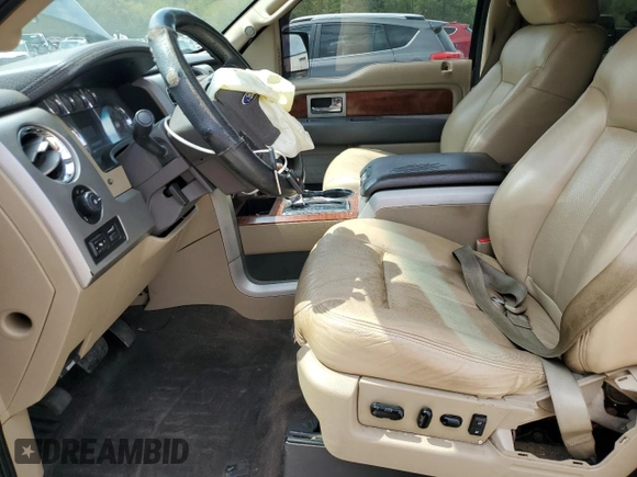 2009 Ford F-150 XL z VIN 1FTPW14V39FA33383, wystawiony jako Copart lot #51570255 z przebiegiem 291 174 mil mil oraz Szkoda całkowita • Salvage title. Historia ofert i sprzedaży dostępna na DreamBid. Obrazek 7.