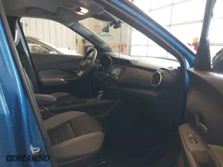 2022 Nissan Kicks SR with VIN 3N1CP5DV2NL499893, listed as a IAAI auction lot 41203699 with 18,665 mi miles. Bid and sale history available at carsss.com. Image 5.