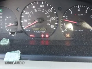 2002 Toyota Solara SE z VIN 2T1CF28P82C555053, wystawiony jako IAAI lot #41414314 z przebiegiem 115 444 mil mil oraz . Historia ofert i sprzedaży dostępna na DreamBid. Obrazek 7.