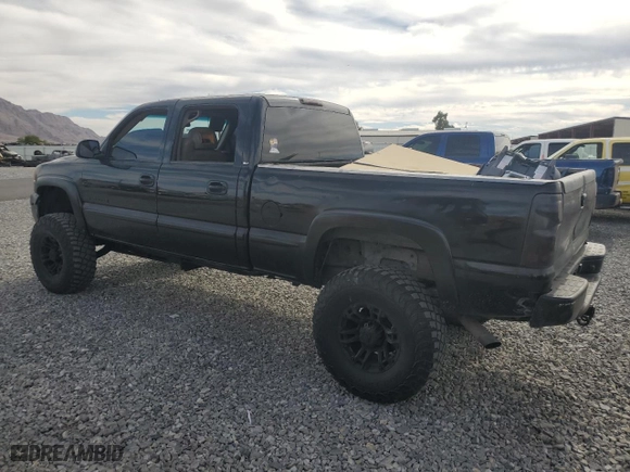 2001 GMC Sierra 2500HD SLE with VIN 1GTHK23U91F187941, listed as a Copart auction lot 77376054 with 208,303 mi miles and Salvage Title. Bid and sale history available at carsss.com. Image 2.