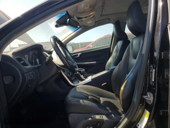 2015 Volvo V60 T5 Drive-E Premier with VIN YV140MEB1F1199057, listed as a Copart auction lot 52538015 with 179,560 mi miles and Clean Title. Bid and sale history available at carsss.com. Image 7.