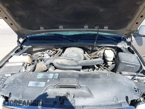 2003 GMC Yukon SLT with VIN 1GKEC13V33R298333, listed as a IAAI auction lot 41582447 with 166,047 mi miles. Bid and sale history available at carsss.com. Image 10.