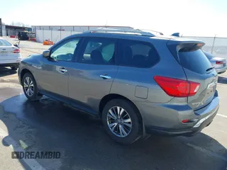 2020 Nissan Pathfinder S with VIN 5N1DR2AM4LC602127, listed as a IAAI auction lot 41762542 with 117,195 mi miles. Bid and sale history available at carsss.com. Image 3.