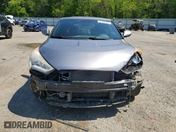 2016 Hyundai Veloster z VIN KMHTC6AD4GU273160, wystawiony jako Copart lot #52107985 z przebiegiem 120 884 mil mil oraz Szkoda całkowita • Salvage title. Historia ofert i sprzedaży dostępna na DreamBid. Obrazek 5.