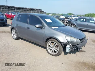 2010 Volkswagen Golf с VIN WVWDB7AJ1AW385708, выставлен на аукционе IAAI как лот 42464238 с пробегом 178 803 миль миль и . История ставок и продаж доступна на DreamBid. Изображение 1.