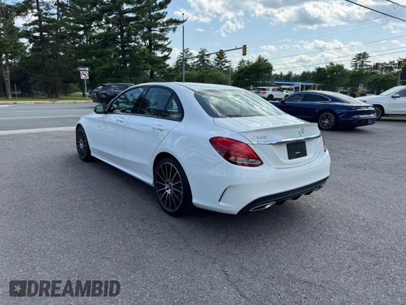 2018 Mercedes-Benz C 300 with VIN 55SWF4JB1JU274549, listed as a Copart auction lot 62408975 with 169,975 mi miles and Clean title. Bid and sale history available at DreamBid. Image 4.