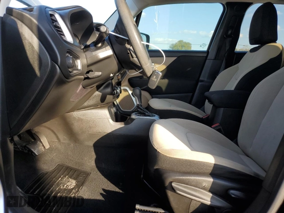 2017 Jeep Renegade Sport with VIN ZACCJAAB2HPF38883, listed as a Copart auction lot 77474204 with 120,687 mi miles and Salvage title. Bid and sale history available at DreamBid. Image 7.
