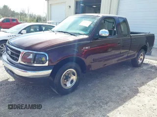2000 Ford F-150 XL with VIN 1FTZX1725YNB34291, listed as a IAAI auction lot 41831745 with 207,119 mi miles. Bid and sale history available at carsss.com. Image 2.