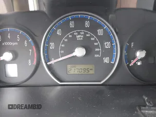 2007 Hyundai Santa Fe GLS z VIN 5NMSG13D87H053810, wystawiony jako IAAI lot #42185382 z przebiegiem 217 095 mil mil oraz . Historia ofert i sprzedaży dostępna na DreamBid. Obrazek 7.