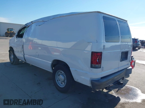 2005 Ford Econoline Cargo with VIN 1FTRE14W75HA20896, listed as a IAAI auction lot 41329375 with 80,828 mi miles. Bid and sale history available at carsss.com. Image 3.