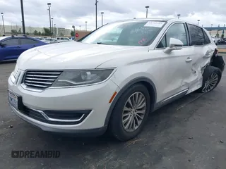 2016 Lincoln MKX Select with VIN 2LMTJ6KR5GBL30010, listed as a IAAI auction lot 41741385 with 112,647 mi miles. Bid and sale history available at carsss.com. Image 18.