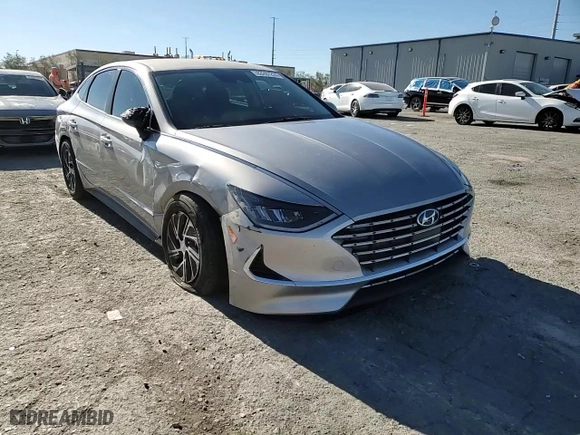 2021 Hyundai Sonata Hybrid Blue with VIN KMHL24JJ2MA035513, listed as a Copart auction lot 83207224 with 48,657 mi miles and Salvage Title. Bid and sale history available at carsss.com. Image 11.