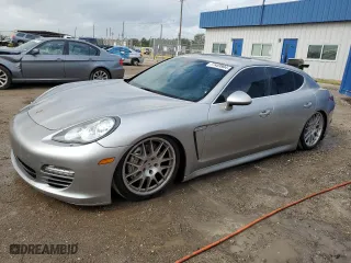 2012 Porsche Panamera S Hybrid with VIN WP0AD2A73CL045369, listed as a Copart auction lot 77459904 with 107,301 mi miles and Clean Title. Bid and sale history available at carsss.com. Image 1.