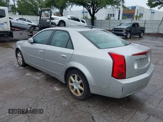 2005 Cadillac CTS z VIN 1G6DP567450119291, wystawiony jako IAAI lot #42420718 z przebiegiem 126 358 mil mil oraz . Historia ofert i sprzedaży dostępna na DreamBid. Obrazek 3.
