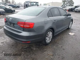 2015 Volkswagen Jetta SE с VIN 3VWLA7AJ7FM218630, выставлен на аукционе IAAI как лот 41621751 с пробегом 236 575 миль миль и . История ставок и продаж доступна на DreamBid. Изображение 4.