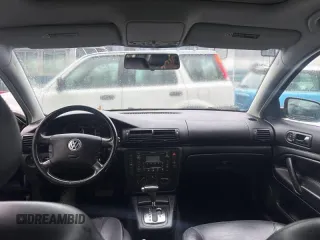 2003 Volkswagen Passat GLS z VIN WVWPD63B03P253883, wystawiony jako Copart lot #60533185 z przebiegiem 170 000 mil mil oraz Czysty tytuł • Clean title. Historia ofert i sprzedaży dostępna na DreamBid. Obrazek 9.