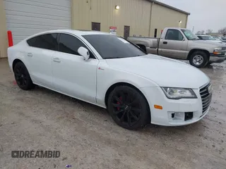 2014 Audi A7 Premium Plus z VIN WAUWGAFC0EN083417, wystawiony jako IAAI lot #41350273 z przebiegiem 163 402 mil mil oraz . Historia ofert i sprzedaży dostępna na DreamBid. Obrazek 1.