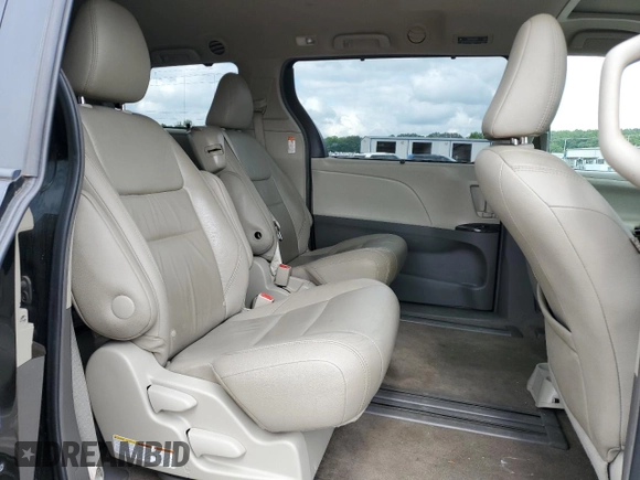 2016 Toyota Sienna XLE с VIN 5TDYK3DC7GS718980, выставлен на аукционе Copart как лот 56110295 с пробегом 125 740 миль миль и Чистый • Clean title. История ставок и продаж доступна на DreamBid. Изображение 10.