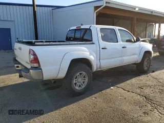 2015 Toyota Tacoma with VIN 5TFLU4EN3FX120937, listed as a Copart auction lot 53720875 with 116,427 mi miles and Salvage Title. Bid and sale history available at DreamBid. Image 3.