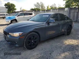 2015 BMW 3 Series 320i xDrive with VIN WBA3C3G53FNT53428, listed as a Copart auction lot 54406035 with 105,719 mi miles and Salvage Title. Bid and sale history available at carsss.com. Image 1.