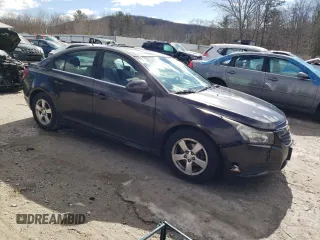 2014 Chevrolet Cruze 1LT with VIN 1G1PC5SB5E7316745, listed as a Copart auction lot 45681775 with 95,318 mi miles and Clean Title. Bid and sale history available at carsss.com. Image 4.