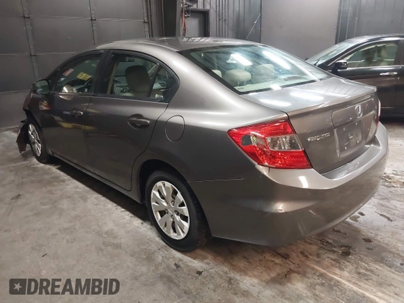 2012 Honda Civic LX z VIN 19XFB2F59CE373830, wystawiony jako IAAI lot #42312118 z przebiegiem 106 541 mil mil oraz . Historia ofert i sprzedaży dostępna na DreamBid. Obrazek 3.
