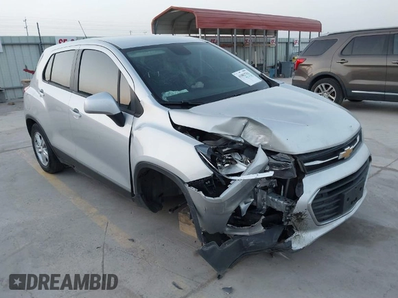 2020 Chevrolet Trax LS with VIN 3GNCJKSB0LL317926, listed as a IAAI auction lot 41802701 with 58,569 mi miles. Bid and sale history available at carsss.com. Image 1.