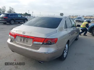 2006 Hyundai Azera SE с VIN KMHFC46F56A095397, выставлен на аукционе IAAI как лот 42135597 с пробегом 182 416 миль миль и . История ставок и продаж доступна на DreamBid. Изображение 4.