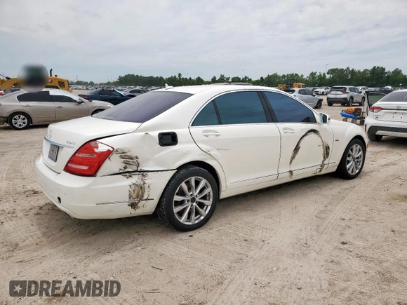 2012 Mercedes-Benz S 550 with VIN WDDNG9EB8CA485329, listed as a Copart auction lot 58992065 with 148,489 mi miles and Salvage title. Bid and sale history available at DreamBid. Image 3.