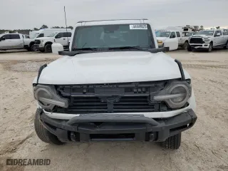 2022 Ford Bronco with VIN 1FMDE5AHXNLB15534, listed as a Copart auction lot 44449825 with 45,726 mi miles and Salvage Title. Bid and sale history available at carsss.com. Image 5.