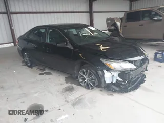 2017 Toyota Camry XLE z VIN 4T1BF1FK0HU701207, wystawiony jako IAAI lot #42009380 z przebiegiem 86 984 mil mil oraz . Historia ofert i sprzedaży dostępna na DreamBid. Obrazek 1.