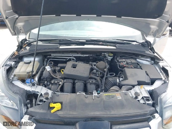 2012 Ford Focus Titanium with VIN 1FAHP3J29CL262348, listed as a IAAI auction lot 41812310 with 81,645 mi miles. Bid and sale history available at carsss.com. Image 10.