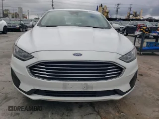 2020 Ford Fusion SE z VIN 3FA6P0LU2LR249589, wystawiony jako Copart lot #48800935 z przebiegiem 50 822 mil mil oraz Szkoda całkowita • Salvage title. Historia ofert i sprzedaży dostępna na DreamBid. Obrazek 5.