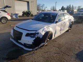 2021 Chrysler 300 with VIN 2C3CCABT7MH630010, listed as a Copart auction lot 31942002 with 5,770 mi miles and Salvage Title. Bid and sale history available at carsss.com. Image 2.