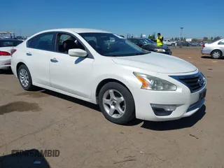 2013 Nissan Altima S with VIN 1N4AL3AP4DN544461, listed as a IAAI auction lot 41880965 with 164,179 mi miles and . Bid and sale history available at DreamBid. Image 1.