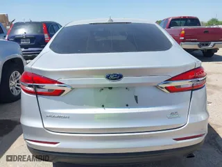 2019 Ford Fusion SE with VIN 3FA6P0HD1KR133095, listed as a IAAI auction lot 41874979 with 94,504 mi miles. Bid and sale history available at carsss.com. Image 16.