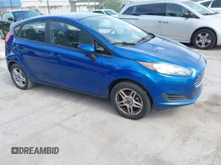 2019 Ford Fiesta SE z VIN 3FADP4EJ8KM161515, wystawiony jako IAAI lot #42491233 z przebiegiem 133 062 mil mil oraz . Historia ofert i sprzedaży dostępna na DreamBid. Obrazek 1.