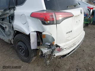 2018 Toyota RAV4 XLE with VIN 2T3RFREV2JW777906, listed as a IAAI auction lot 41164038 with 89,049 mi miles. Bid and sale history available at carsss.com. Image 18.