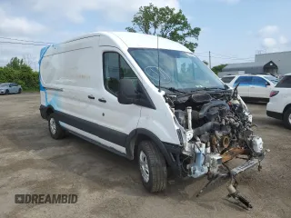 2015 Ford Transit Cargo with VIN 1FTNR2CM2FKB24077, listed as a Copart auction lot 57963285 with 239,419 mi miles and Salvage title. Bid and sale history available at DreamBid. Image 4.