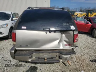 2001 GMC Jimmy SLS Base with VIN 1GKCS18W51K124992, listed as a Copart auction lot 44241285 with 224,803 mi miles and Salvage Title. Bid and sale history available at carsss.com. Image 6.