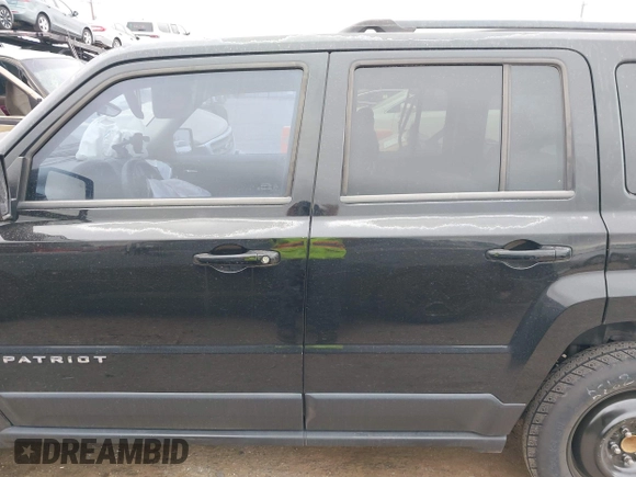 2014 Jeep Patriot Latitude с VIN 1C4NJPFA3ED547906, выставлен на аукционе IAAI как лот 42146770 с пробегом 67 212 миль миль и . История ставок и продаж доступна на DreamBid. Изображение 15.